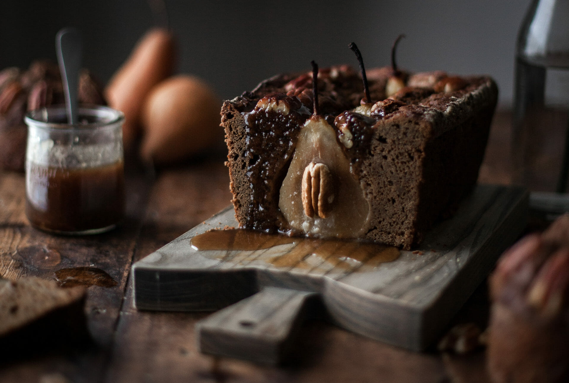 APC-Gingerbread-Pecan-cake-9-1-of-1-1