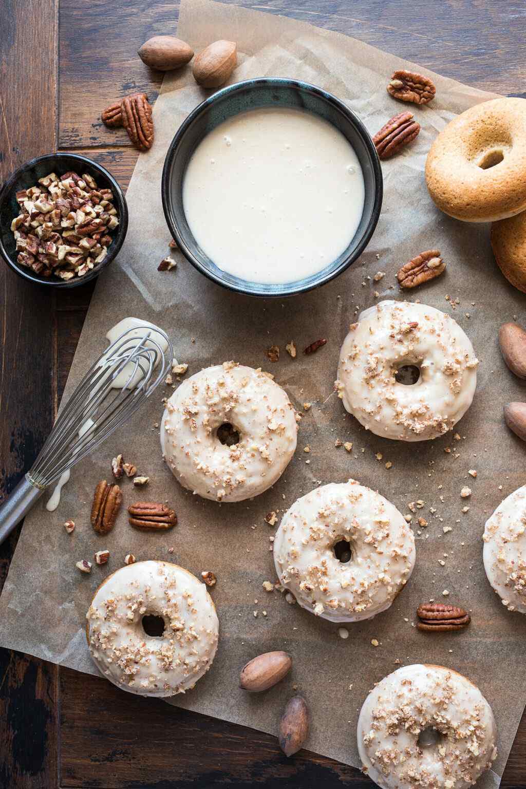 gluten-free-maple-pecan-donuts-american-pecans