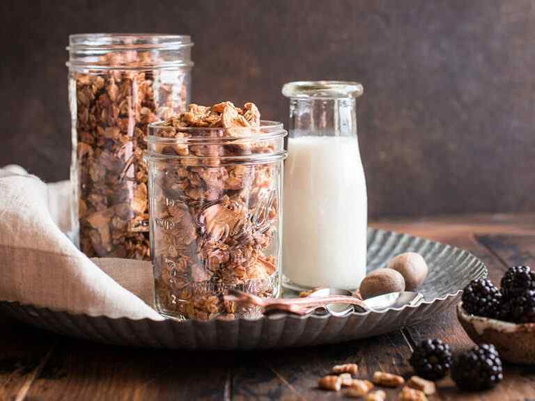 Pecan, Ginger and Dried Apple Granola